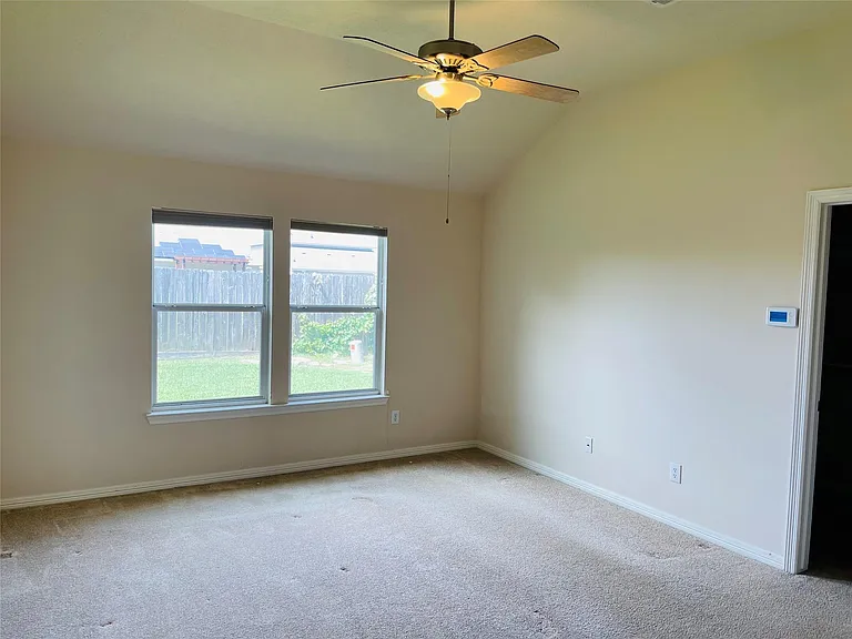 10723 Lake Riata Ln — Photo 18