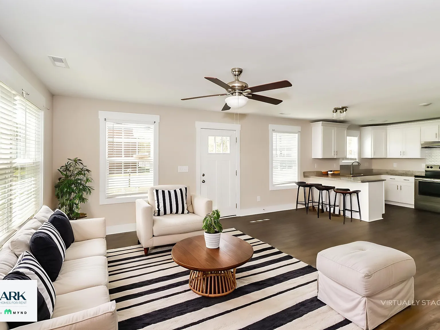 3 bed, 2.5 bath, 1200 sqft, $1,699 — Photo 4
