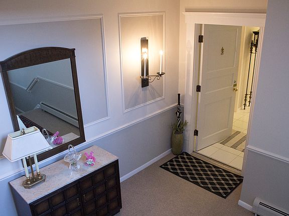 4th image of 40740 Woodward Ave Unit 34