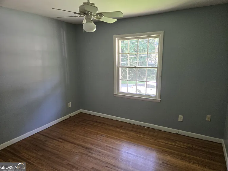 1387 Town Country Dr SE — Photo 10
