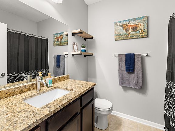 3rd image of 6350 Coachlight Dr Unit 3207