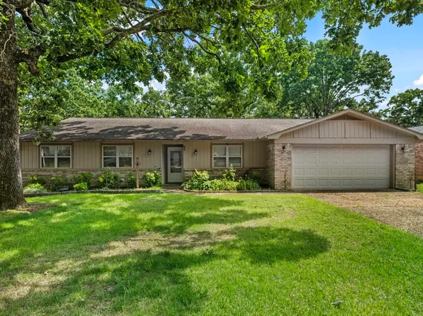 35 Daniel Dr, Sherwood, AR 72120