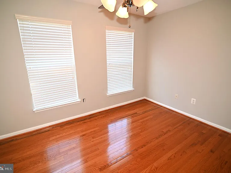 4502 Rockdale Ln — Photo 44