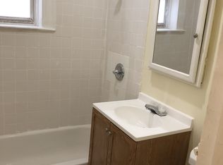 91-19 172nd St #6, Jamaica, NY 11432