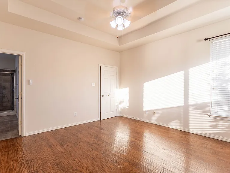 413 Brookmere Ln — Photo 14