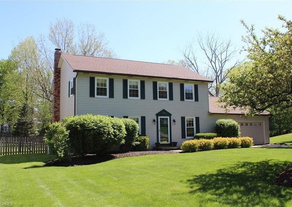 1st image of 135 Atterbury Blvd