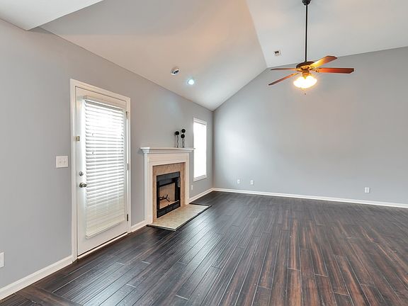 3rd image of 2510 Centerstone Cir