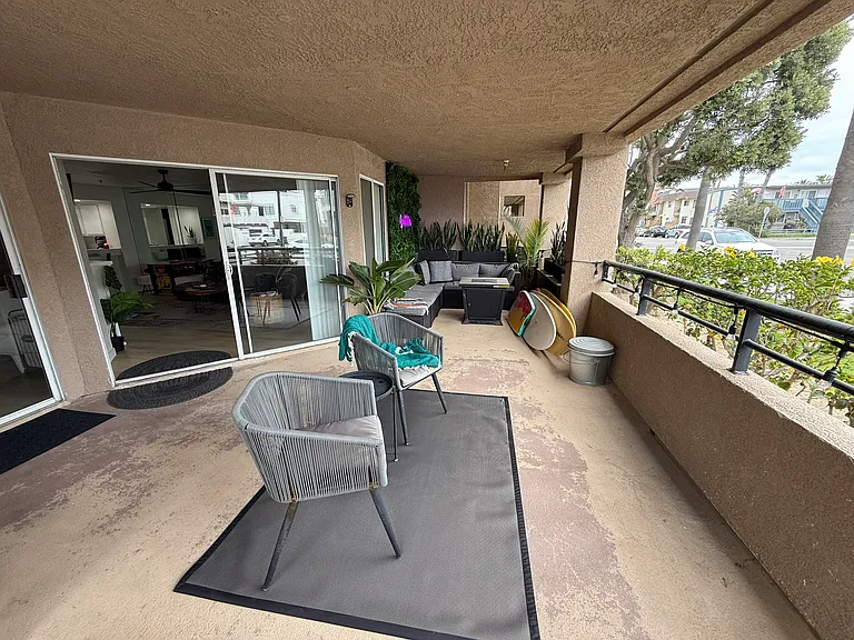 1200 Pacific Coast Hwy #106 — Photo 27