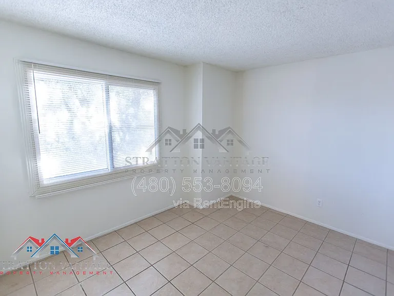 4107 N 81st St — Photo 19