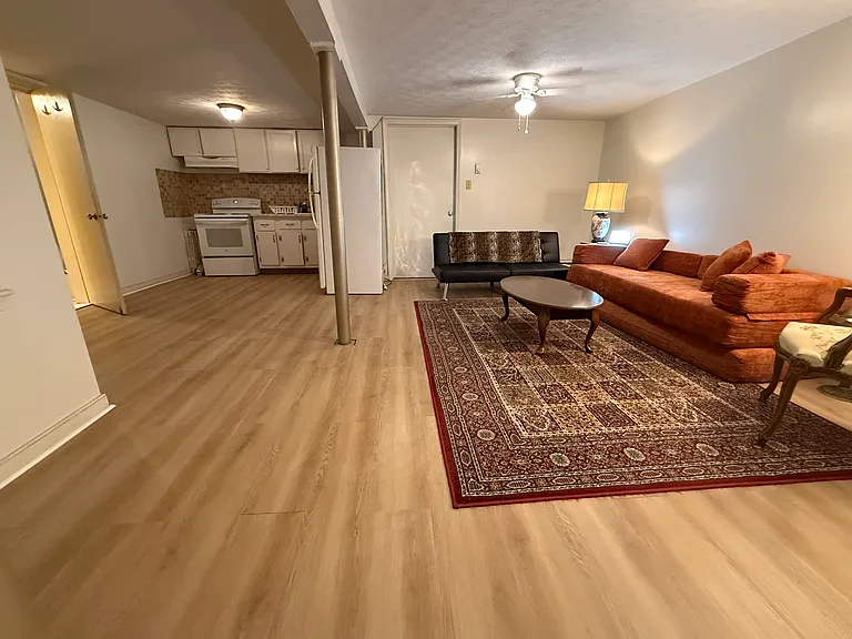 522 N Main St #C — Photo 3