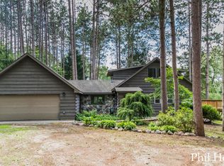 6404 Shearer Rd, Greenville, MI 48838