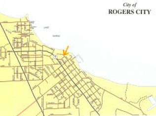 384 N 1st St, Rogers City, MI 49779