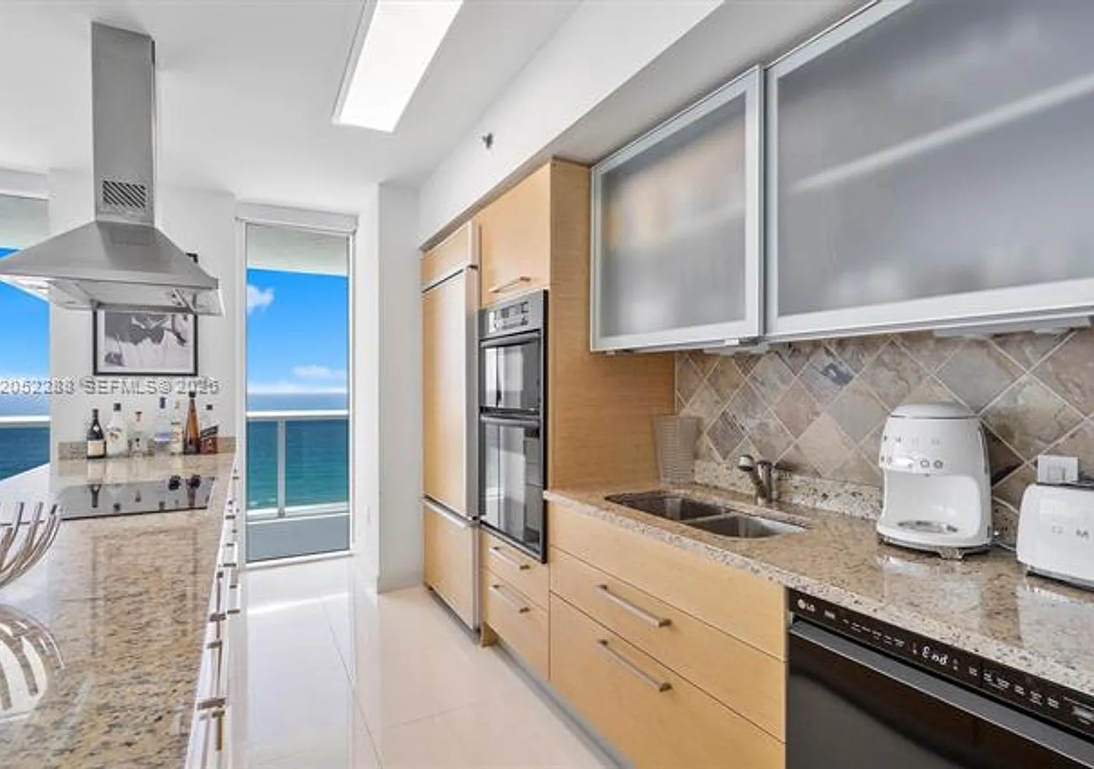 1830 S Ocean Dr cu-1101, Hallandale Beach, FL 33009 — Photo 1