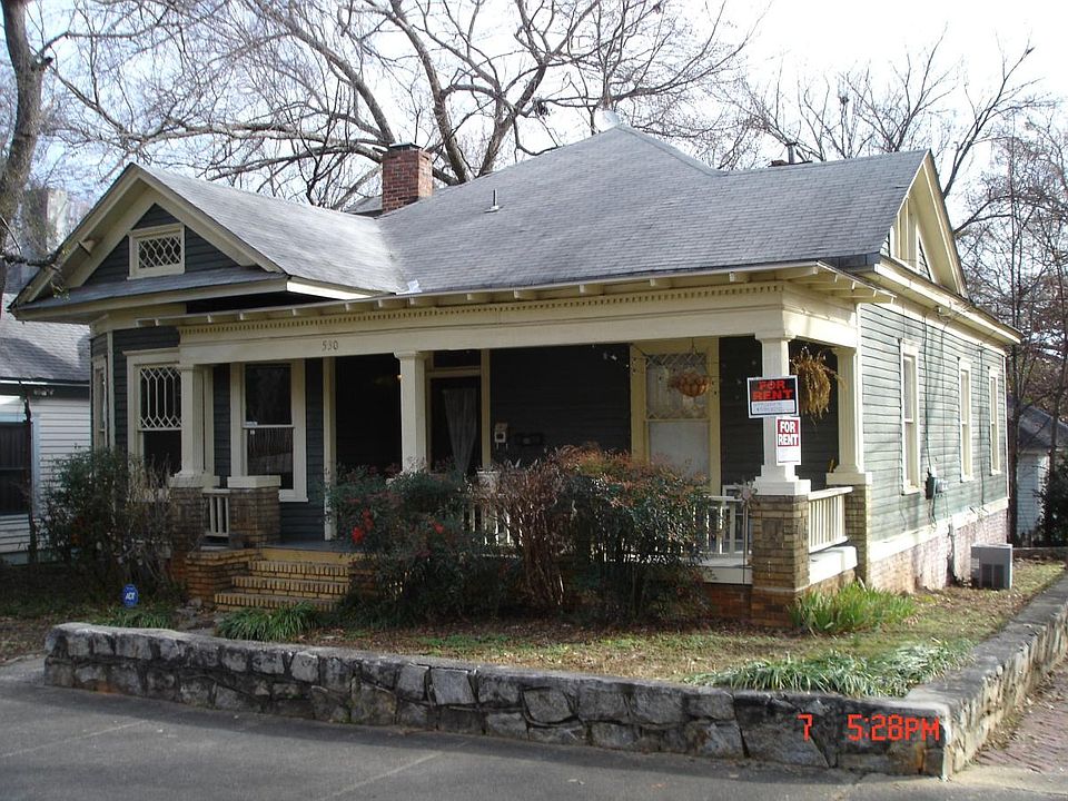 1st image of 530 Oakland Ave SE