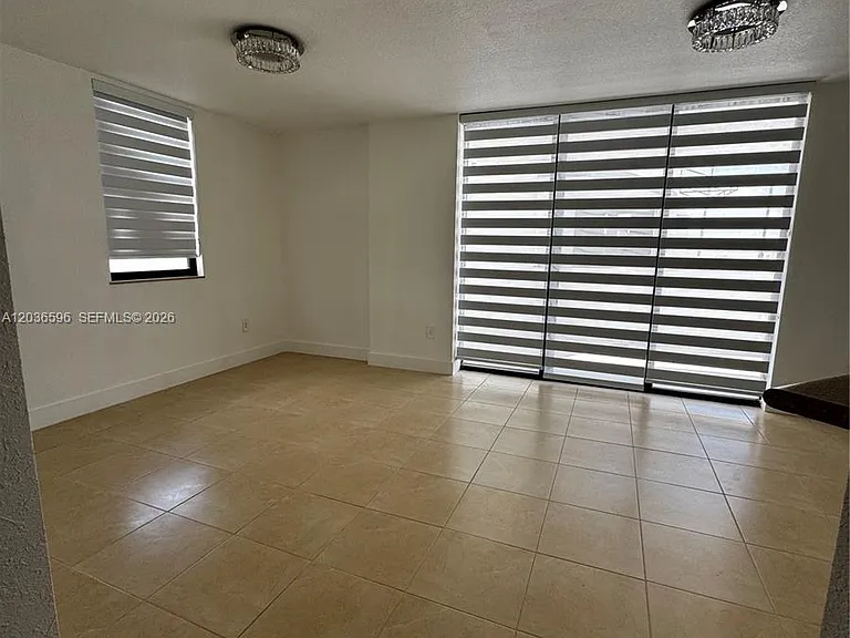 2301 SW 27th Ave #503 — Photo 3
