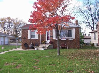 185 S Elm St, Manteno, IL 60950