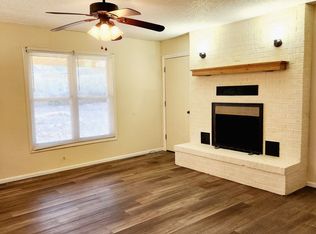 3168 W Winchester Rd, Springfield, MO 65807