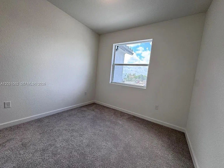 1182 SE Palm Dr — Photo 18