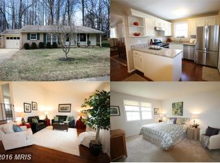 10423 Collingham Dr, Fairfax, VA 22032