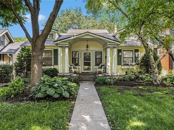 5729 Holmes St, Kansas City, MO 64110