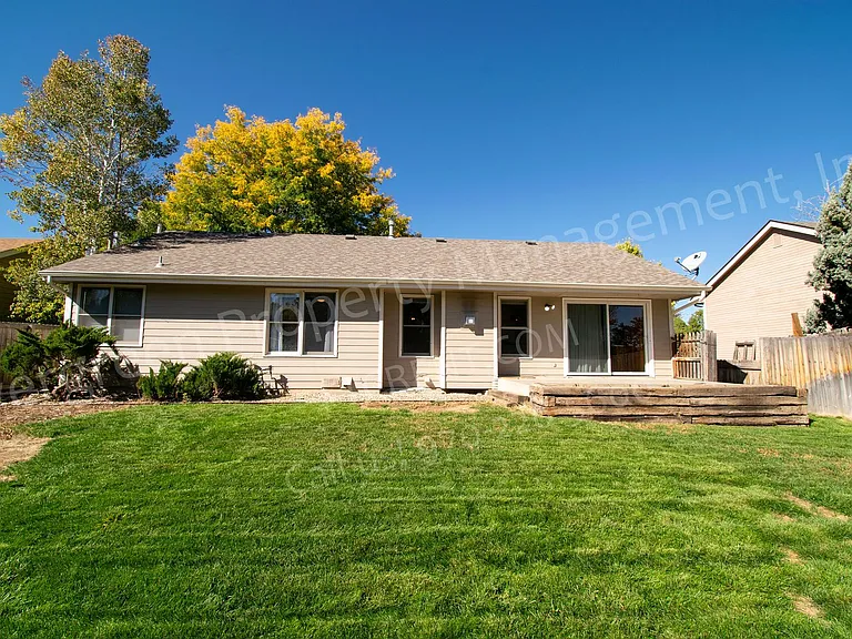 3612 Wescott Ct — Photo 53