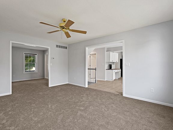 4th image of 803 Windermere Dr