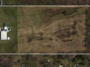 7270 Danforth Rd, Temperance, MI 48182