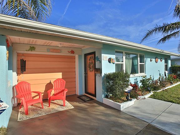 2nd image of 37 Palm Dr