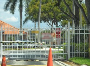 2240 SW 83rd Ave, Miramar, FL 33025