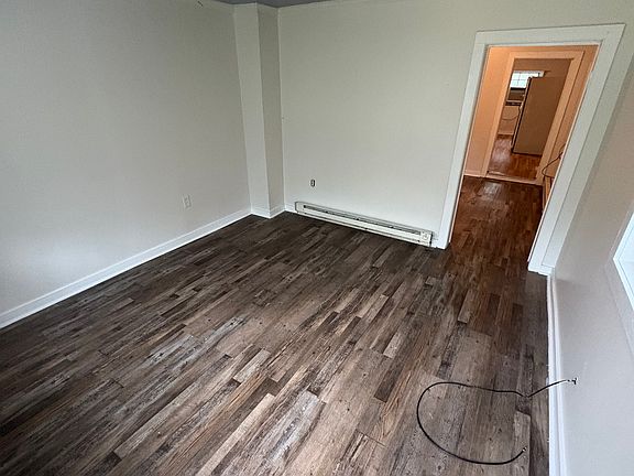 2nd image of 1040 40th Ave N #A