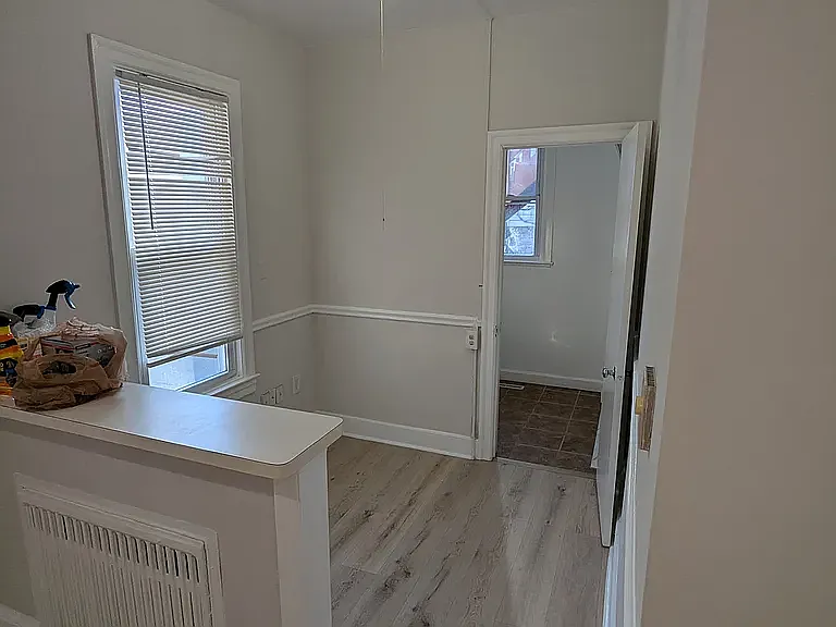 2 bed, 1.5 bath, 1400 sqft, $2,000 — Photo 3