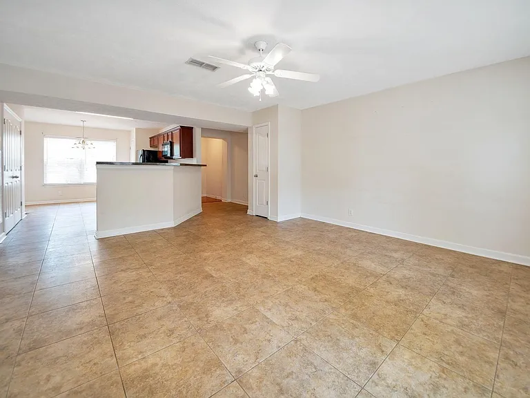 2505 Comanche Way — Photo 15