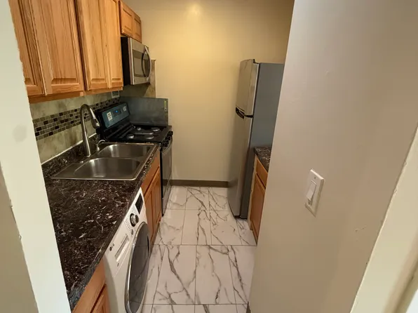 50 Saint Johns Pl APT 4, Brooklyn, NY 11217