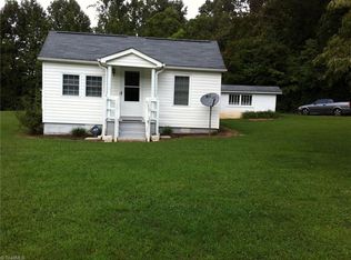 7671 Franklin Rd, Lewisville, NC 27023