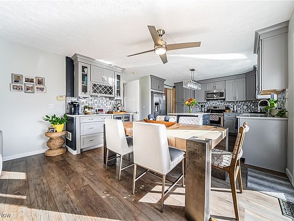 5th image of 3490 Trailview Ct