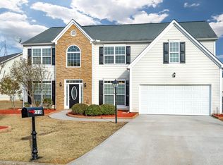 2318 Shady Maple Trl, Loganville, GA 30052