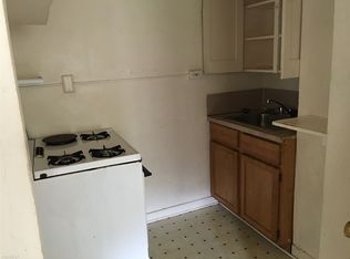 114 Dresden Ave APT 302, Pontiac, MI 48340