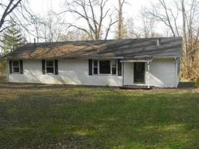 949 N Hillcrest Rd, Vincennes, IN, 47591