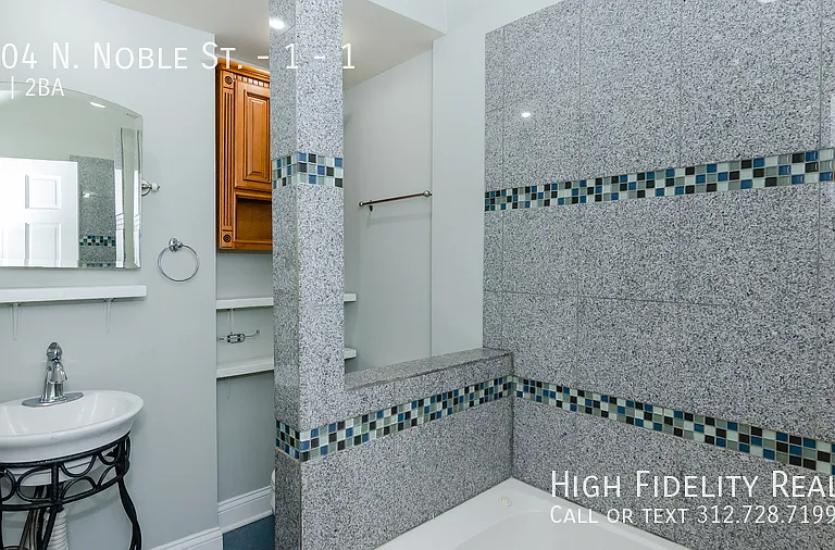 1404 N Noble St #1 — Photo 8
