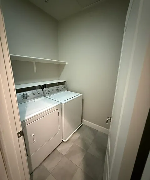 492 Calabria Pl — Photo 14
