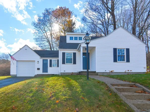 38 Whitin Ave, Northbridge, MA 01534