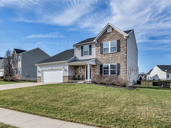 3rd image of 1524 Brentfield Dr