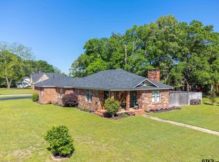 702 Mitchell St, Gilmer, TX 75644