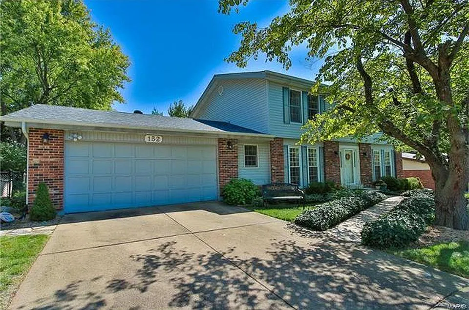 152 Lucerne Place Dr photo 1