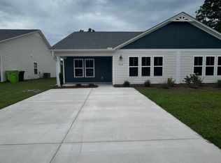 809 Discovery Cv, Newport, NC 28570