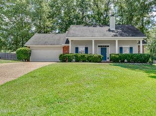 3047 Windwood Cir, Flowood, MS 39232