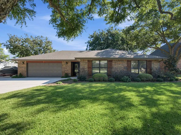 4614 Spruce St, Flower Mound, TX 75028
