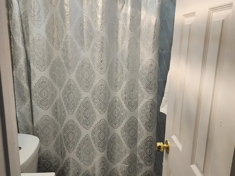 7915 Croton Ave #1 — Photo 19