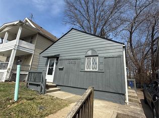 13613 Beachwood Ave, Cleveland, OH
