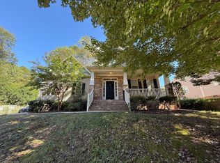 3204 Plaza Pl, Raleigh, NC 27612